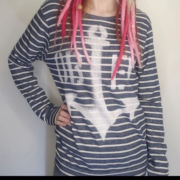 Obey Top Womens Long Sleeve Shirt Striped Blue Anchor Medium Spray Paint  NEW - Picture 2 of 10